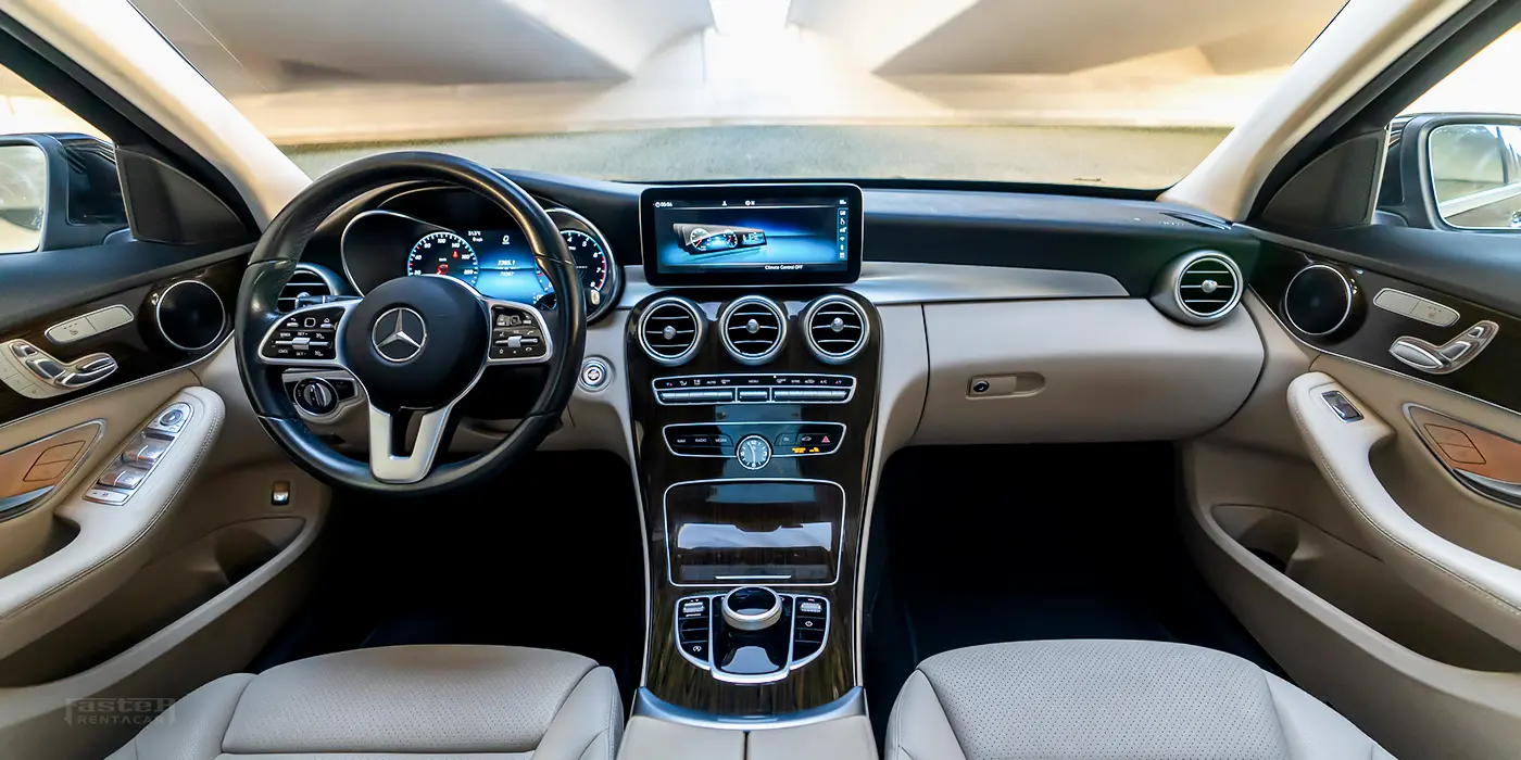 Mercedes C300 - Black - 2019 - E 49512 inside